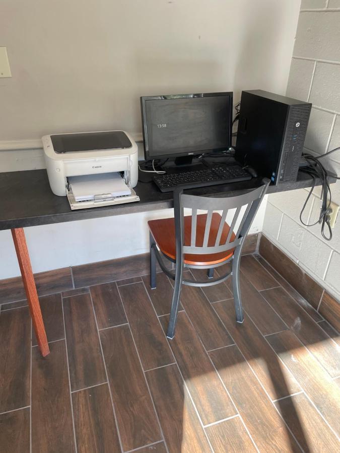 2Nd Street Inn & Suites Рочестър Екстериор снимка