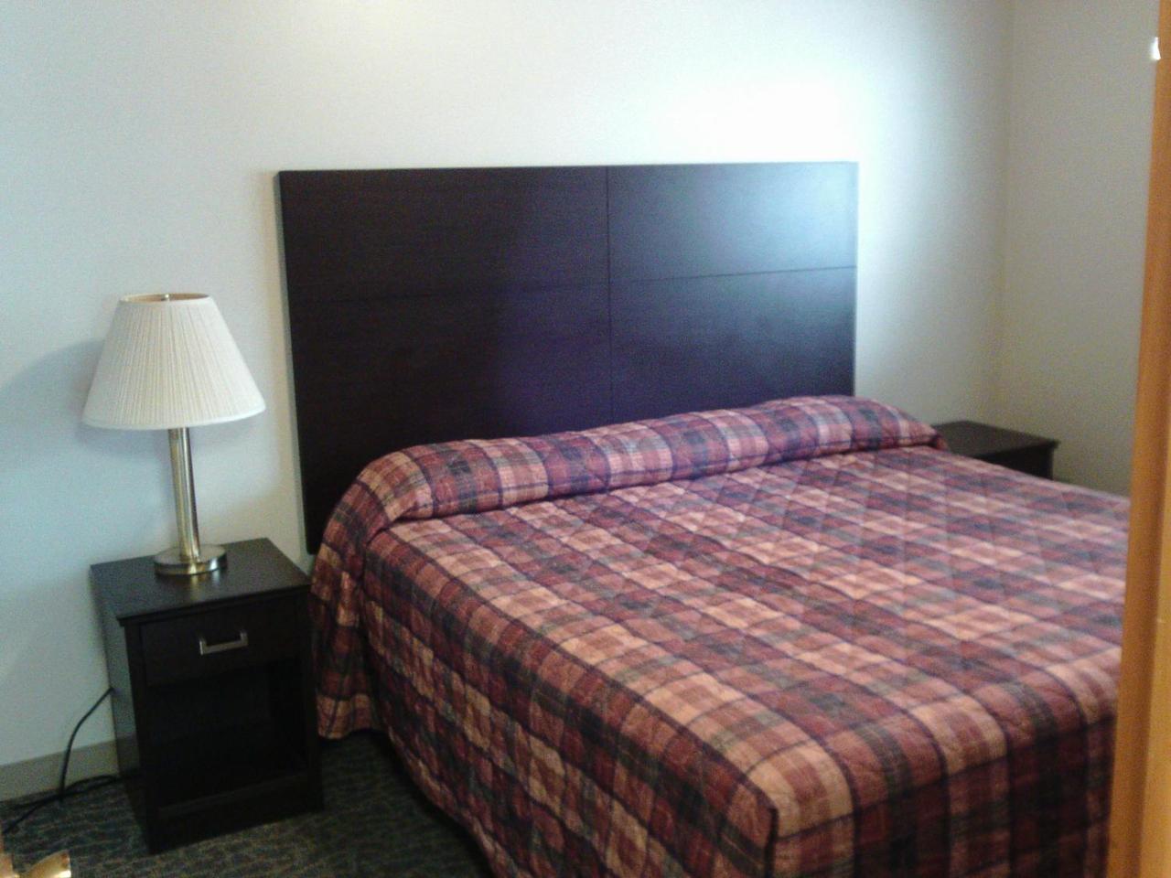 2Nd Street Inn & Suites Рочестър Екстериор снимка